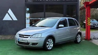 Usado 2006 Opel Corsa Enjoy Citadino | € 4.900 (Preço justo)