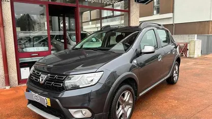 Antracite Usado 2017 Dacia Sandero | € 6.990 (Bom preço)