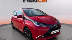 Vermelho Usado 2018 Toyota Aygo X-play Citadino | € 10.490 (Preço justo)