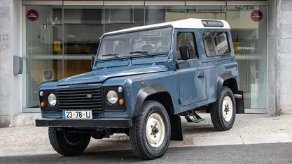 Usado Land Rover Defender 113 HP (83 kW) 1997 SUV