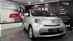 Cinza Usado 2009 Toyota iQ Citadino | € 7.750 (Preço justo)