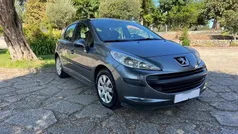 Cinzento Usado 2008 Peugeot 207 | € 6.390 (Preço justo)