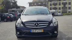 Azul Usado 2008 Mercedes R320 Monovolume | € 10.900