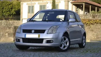 Cinzento Usado 2007 Suzuki Swift | € 4.499 (Bom preço)
