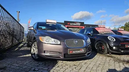Cinzento Usado 2008 Jaguar XF Premium Luxury Sedan | € 11.900 (Preço justo)