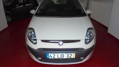 Usado Fiat Punto Dynamic 69 HP (50 kW) 2010 Branco Citadino