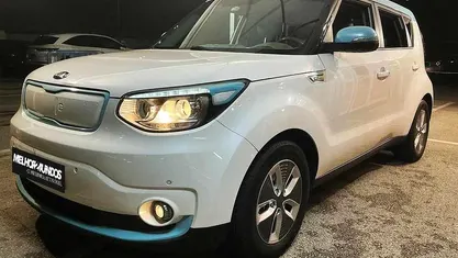 Branco Usado 2018 Kia Soul EV SUV | € 12.990 (Preço justo)
