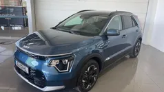 Azul Usado 2024 Kia e-Niro SUV | € 36.750 (Preço justo)