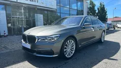 Cinza Usado 2018 BMW 725 Sedan | € 39.900