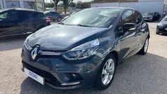 Cinzento Usado 2017 Renault Clio IV | € 11.500 (Preço justo)