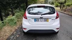 Usado 2009 Ford Fiesta Citadino | € 3.000 (Bom preço)