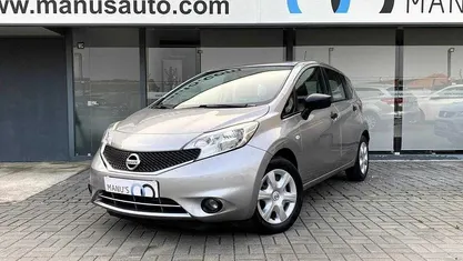 Usado Nissan Note 90 HP (66 kW) 2016 Cinzento Citadino