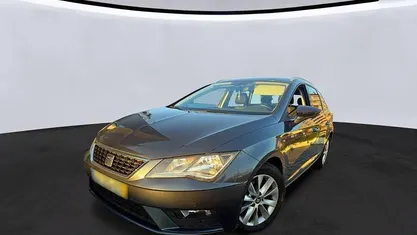 Usado Seat Leon ST 115 HP (84 kW) 2019 Antracite Carrinha