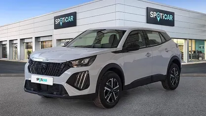 Usado Peugeot 2008 Style 102 HP (75 kW) 2025 Branco SUV