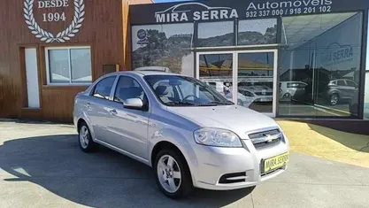 Cinzento Usado 2007 Chevrolet Aveo LS Sedan | € 5.750 (Preço justo)