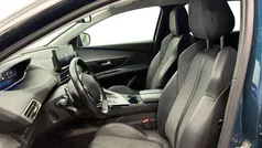 Azul Usado 2021 Peugeot 5008 Allure Monovolume | € 26.900 (Preço justo)