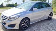 Prateado Usado 2017 Mercedes B180 Style Monovolume | € 18.900 (Bom preço)