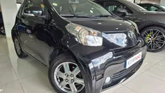 Castanho Usado 2009 Toyota iQ Citadino | € 6.990 (Preço justo)
