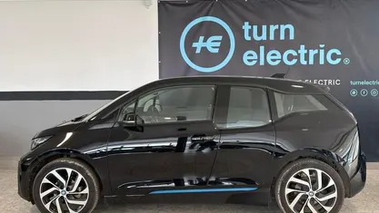 Usado BMW i3 125 kW (170 HP) 2022 Preto Citadino