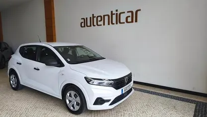 Usado Dacia Sandero Essentiel 67 HP (49 kW) 2022
