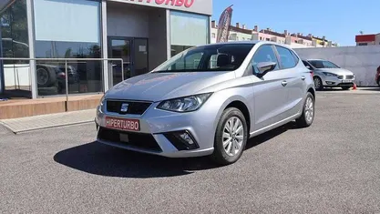Cinzento Usado 2018 Seat Ibiza | € 10.900 (Preço justo)