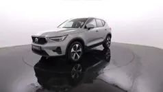 Cinza Usado 2024 Volvo XC40 Core SUV | € 36.450 (Preço justo)
