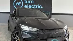 Cinzento Usado 2023 Ford Mustang Mach-E SUV | € 45.900 (Preço justo)