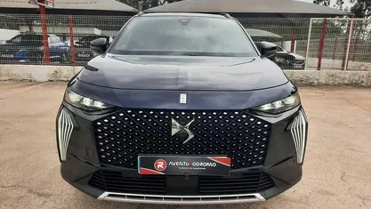 Usado DS Automobiles DS7 Crossback 130 HP (95 kW) 2023 SUV
