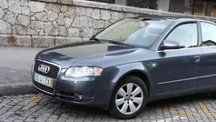 Cinzento Usado 2004 Audi A4 Carrinha | € 5.900 (Bom preço)