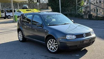 Cinzento Usado 2000 VW Golf IV | € 4.250 (Preço justo)