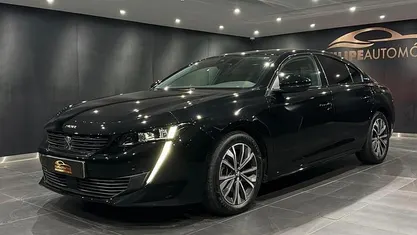 Usado Peugeot 508 Allure 225 HP (165 kW) 2022 Sedan