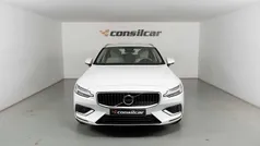 Branco Usado 2022 Volvo V60 Inscription Carrinha | € 31.480 (Bom preço)