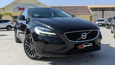 Preto Usado 2019 Volvo V40 Momentum Carrinha | € 16.900 (Preço justo)