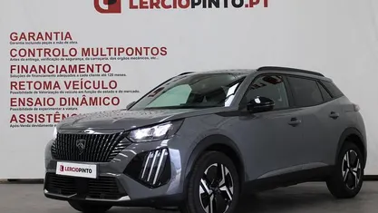 Usado Peugeot 2008 Allure 102 HP (75 kW) 2025 SUV