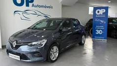 Cinza Usado 2021 Renault Clio V Edition One Sedan | € 17.950 (Preço justo)