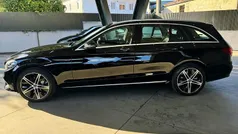 Preto Usado 2021 Mercedes C300e Avantgarde Carrinha | € 31.500 (Preço justo)