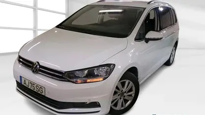Branco Usado 2021 VW Touran Monovolume | € 24.400 (Bom preço)