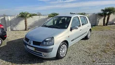 Cinza Usado 2002 Renault Clio II Citadino | € 2.300 (Preço justo)