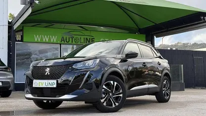 Preto Usado 2023 Peugeot e-2008 Allure SUV | € 20.500 (Preço justo)