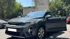 Cinzento Usado 2022 Kia Stonic SUV | € 14.800 (Bom preço)