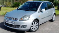Cinzento Usado 2008 Ford Fiesta Citadino | € 5.500 (Preço justo)