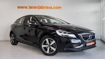 Usado 2018 Volvo V40 Kinetic | € 16.900 (Preço justo)