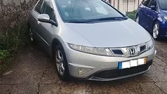 Cinza Usado 2009 Honda Civic Elegance Citadino | € 7.950 (Preço justo)