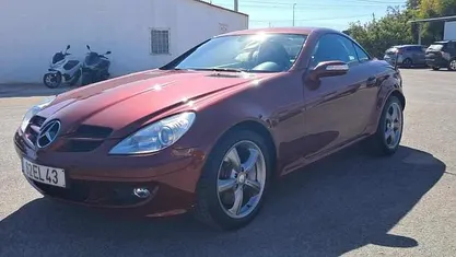 Vermelho Usado 2007 Mercedes SLK350 Cabrios | € 19.800