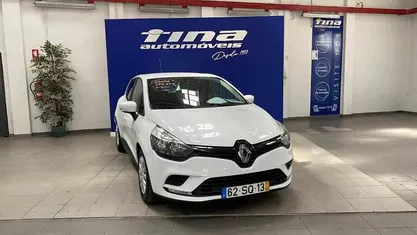 Usado Renault Clio IV 75 HP (55 kW) 2017 Branco Citadino