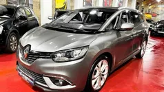 Cinzento (metalizado) Usado 2018 Renault Grand Scénic IV Intens Monovolume | € 17.990 (Preço justo)