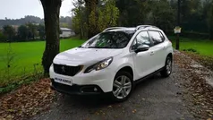 Branco Usado 2017 Peugeot 2008 Style SUV | € 13.990 (Preço justo)
