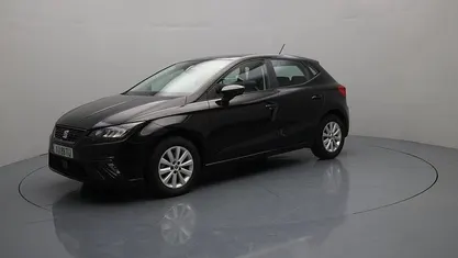 Usado Seat Ibiza Style 111 HP (81 kW) 2023 Preto Sedan