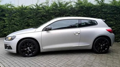 Usado VW Scirocco 140 HP (102 kW) 2011 Coupé