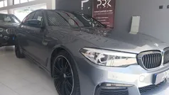 Cinza Usado 2019 BMW 520 Sedan | € 28.900 (Preço justo)